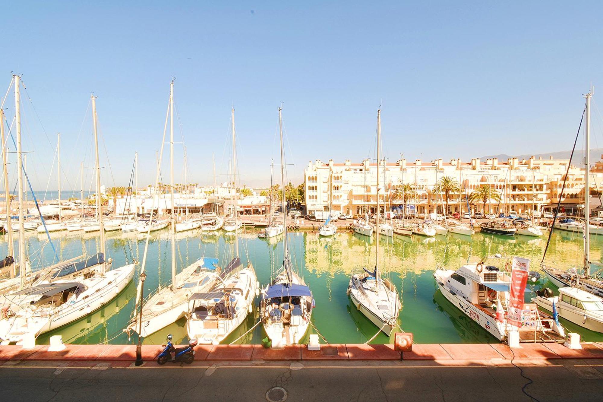 Expoholidays - Galeon Puerto Deportivo Almerimar Extérieur photo